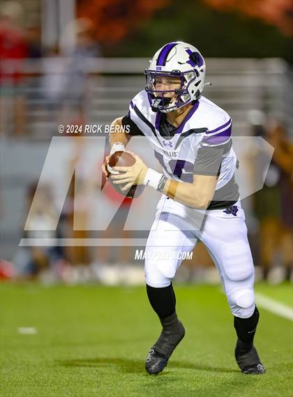 Thumbnail 3 in The Woodlands vs Willis photogallery.