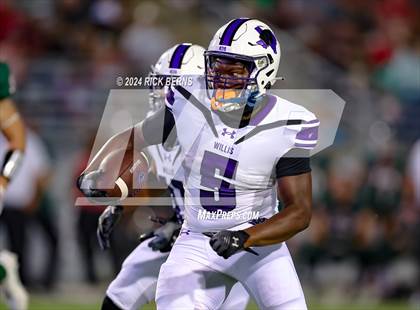 Thumbnail 2 in The Woodlands vs Willis photogallery.