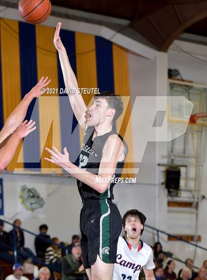Thumbnail 3 in De La Salle vs. Campolindo (Gridley Invitational) photogallery.