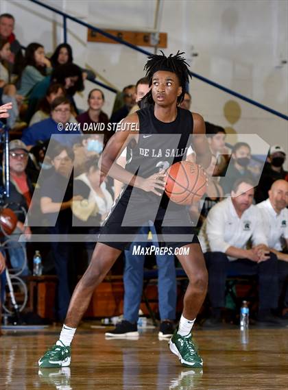 Thumbnail 3 in De La Salle vs. Campolindo (Gridley Invitational) photogallery.