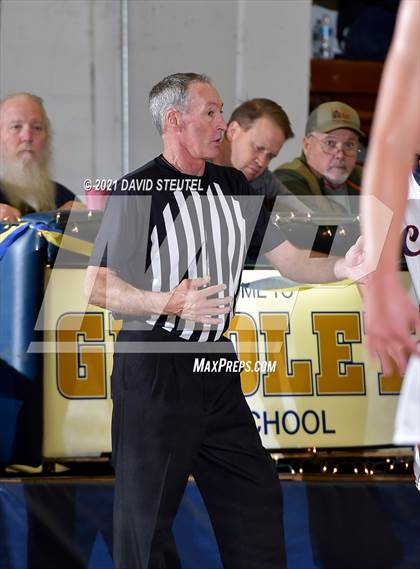 Thumbnail 1 in De La Salle vs. Campolindo (Gridley Invitational) photogallery.
