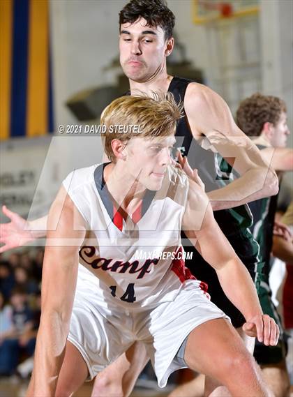Thumbnail 3 in De La Salle vs. Campolindo (Gridley Invitational) photogallery.