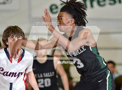 Thumbnail 1 in De La Salle vs. Campolindo (Gridley Invitational) photogallery.