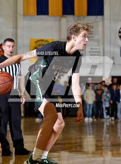 Thumbnail 1 in De La Salle vs. Campolindo (Gridley Invitational) photogallery.