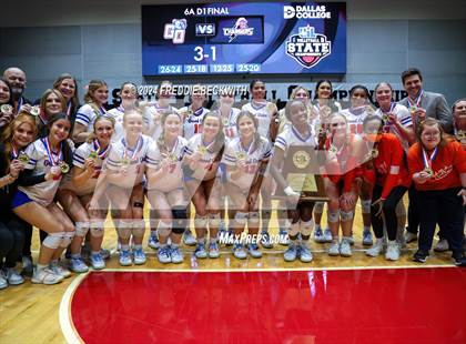 Thumbnail 2 in Grand Oaks vs. Fulshear (UIL 6A Volleyball Division I Final) photogallery.