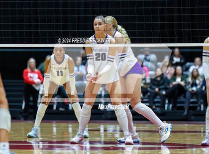 Thumbnail 2 in Grand Oaks vs. Fulshear (UIL 6A Volleyball Division I Final) photogallery.