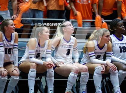 Thumbnail 3 in Grand Oaks vs. Fulshear (UIL 6A Volleyball Division I Final) photogallery.