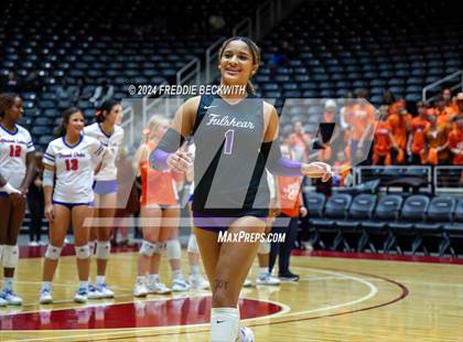 Thumbnail 3 in Grand Oaks vs. Fulshear (UIL 6A Volleyball Division I Final) photogallery.