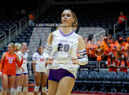 Thumbnail 3 in Grand Oaks vs. Fulshear (UIL 6A Volleyball Division I Final) photogallery.