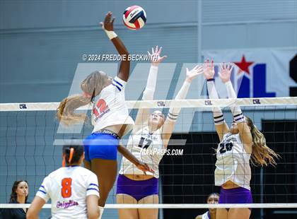 Thumbnail 1 in Grand Oaks vs. Fulshear (UIL 6A Volleyball Division I Final) photogallery.