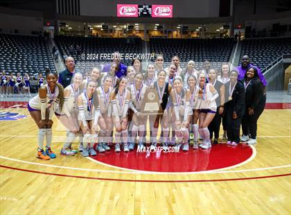 Thumbnail 3 in Grand Oaks vs. Fulshear (UIL 6A Volleyball Division I Final) photogallery.