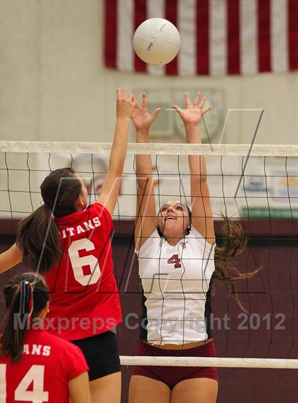 Thumbnail 2 in Antelope @ Woodcreek photogallery.