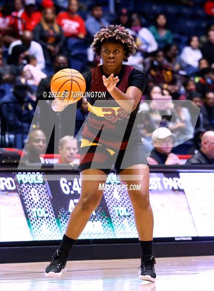 Thumbnail 3 in Forest Park vs. Woodward Academy GHSA 5A Championship photogallery.