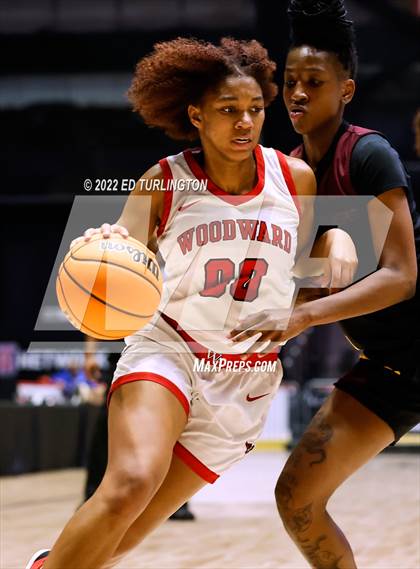 Thumbnail 1 in Forest Park vs. Woodward Academy GHSA 5A Championship photogallery.