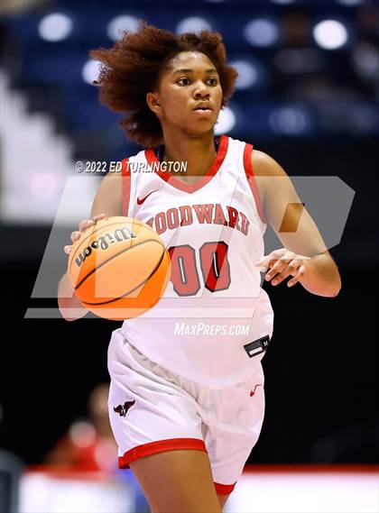 Thumbnail 3 in Forest Park vs. Woodward Academy GHSA 5A Championship photogallery.