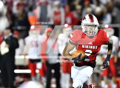 Thumbnail 3 in Naperville Central @ Homewood-Flossmoor (IHSA Class 8A 2nd Round Playoffs) photogallery.