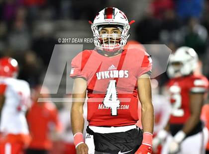 Thumbnail 3 in Naperville Central @ Homewood-Flossmoor (IHSA Class 8A 2nd Round Playoffs) photogallery.