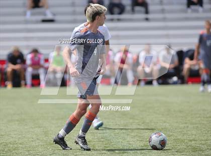 Thumbnail 3 in Skyridge vs. Pleasant Grove (UHSAA 6A Semifinal) photogallery.