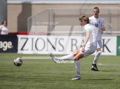 Thumbnail 1 in Skyridge vs. Pleasant Grove (UHSAA 6A Semifinal) photogallery.