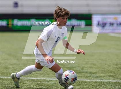 Thumbnail 2 in Skyridge vs. Pleasant Grove (UHSAA 6A Semifinal) photogallery.