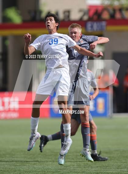 Thumbnail 1 in Skyridge vs. Pleasant Grove (UHSAA 6A Semifinal) photogallery.