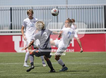 Thumbnail 3 in Skyridge vs. Pleasant Grove (UHSAA 6A Semifinal) photogallery.