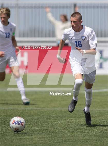 Thumbnail 2 in Skyridge vs. Pleasant Grove (UHSAA 6A Semifinal) photogallery.