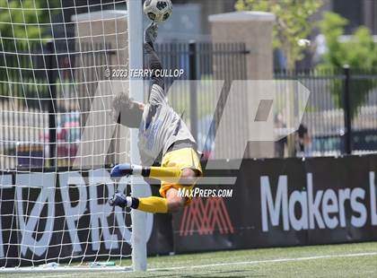 Thumbnail 3 in Skyridge vs. Pleasant Grove (UHSAA 6A Semifinal) photogallery.