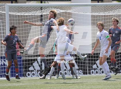 Thumbnail 2 in Skyridge vs. Pleasant Grove (UHSAA 6A Semifinal) photogallery.