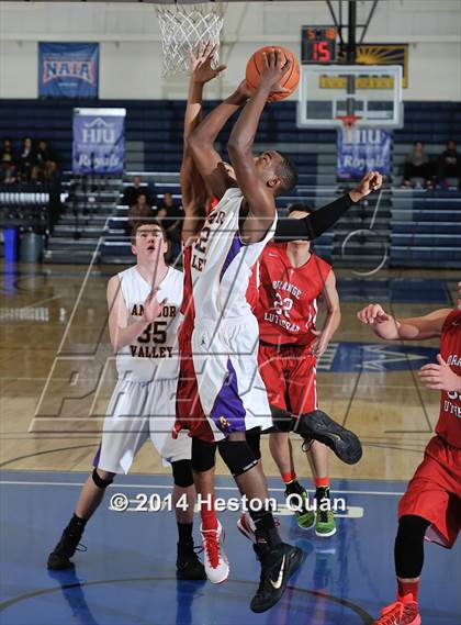 Thumbnail 1 in Orange Lutheran vs. Amador Valley (Orange Holiday Classic) photogallery.