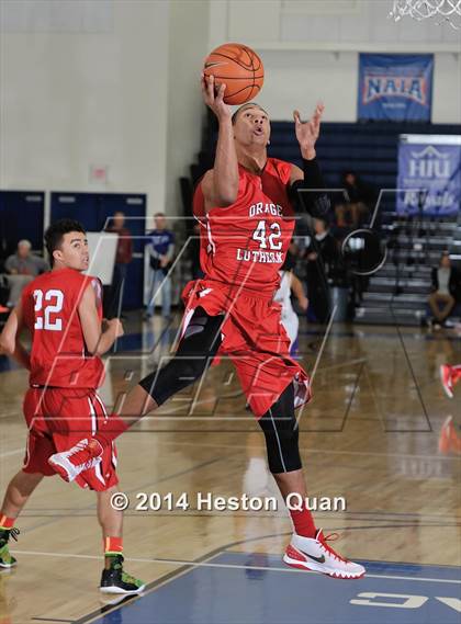 Thumbnail 2 in Orange Lutheran vs. Amador Valley (Orange Holiday Classic) photogallery.