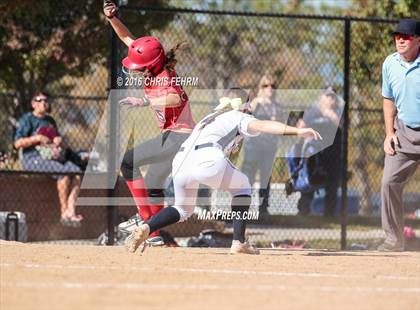 Thumbnail 2 in Elizabeth vs. Air Academy (CHSAA 4A First Round Playoff) photogallery.