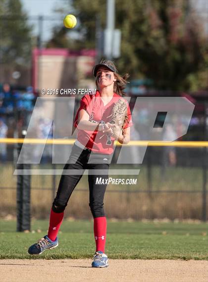 Thumbnail 3 in Elizabeth vs. Air Academy (CHSAA 4A First Round Playoff) photogallery.