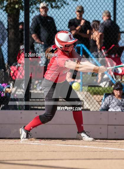 Thumbnail 3 in Elizabeth vs. Air Academy (CHSAA 4A First Round Playoff) photogallery.
