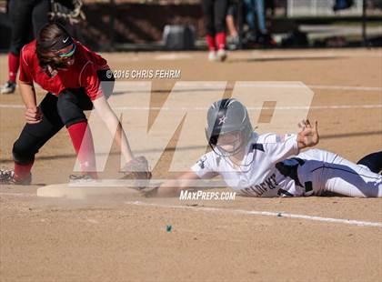 Thumbnail 3 in Elizabeth vs. Air Academy (CHSAA 4A First Round Playoff) photogallery.