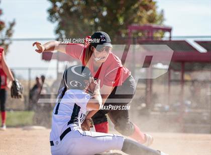 Thumbnail 1 in Elizabeth vs. Air Academy (CHSAA 4A First Round Playoff) photogallery.