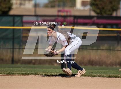 Thumbnail 1 in Elizabeth vs. Air Academy (CHSAA 4A First Round Playoff) photogallery.