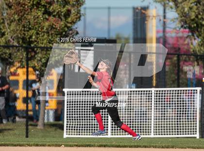 Thumbnail 2 in Elizabeth vs. Air Academy (CHSAA 4A First Round Playoff) photogallery.