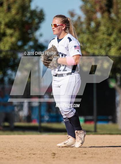 Thumbnail 3 in Elizabeth vs. Air Academy (CHSAA 4A First Round Playoff) photogallery.
