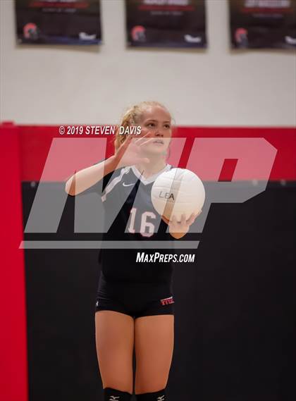 Thumbnail 1 in Chandler Prep vs Leading Edge photogallery.