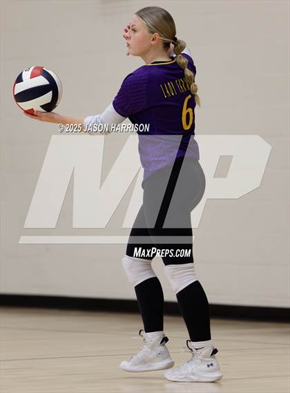 Thumbnail 1 in Farmersville @ Aubrey photogallery.