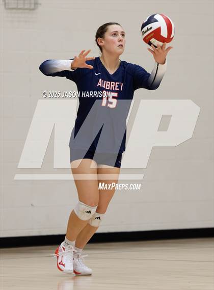 Thumbnail 1 in Farmersville @ Aubrey photogallery.