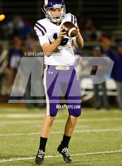 Thumbnail 1 in Valencia vs. Golden Valley photogallery.