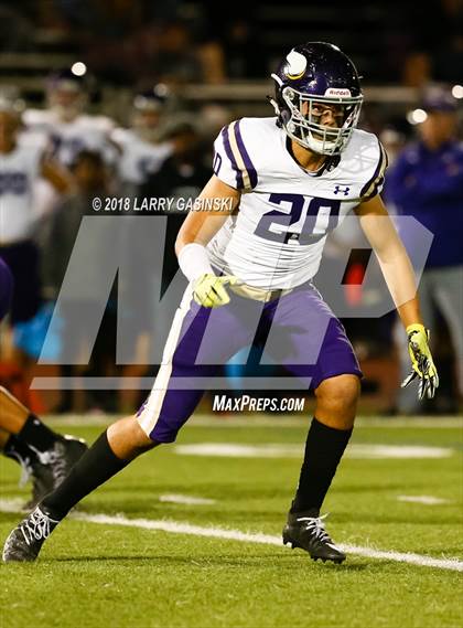 Thumbnail 3 in Valencia vs. Golden Valley photogallery.