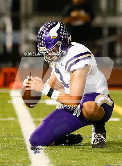 Thumbnail 2 in Valencia vs. Golden Valley photogallery.