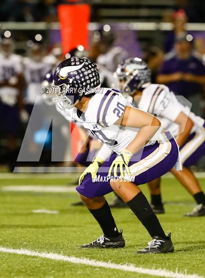 Thumbnail 2 in Valencia vs. Golden Valley photogallery.