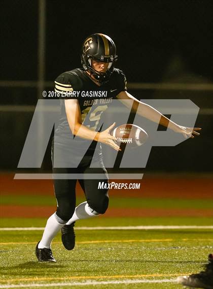 Thumbnail 2 in Valencia vs. Golden Valley photogallery.