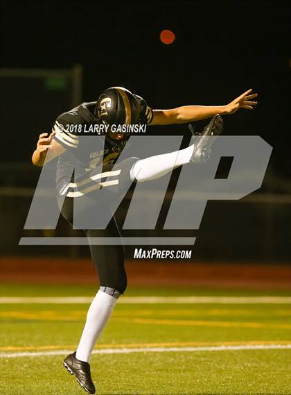 Thumbnail 1 in Valencia vs. Golden Valley photogallery.