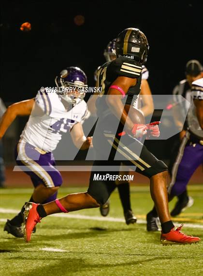 Thumbnail 2 in Valencia vs. Golden Valley photogallery.