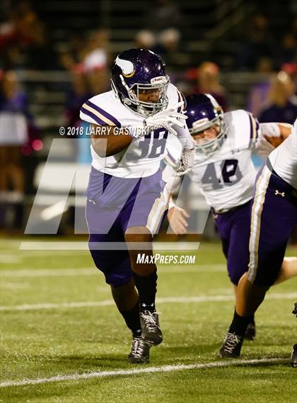 Thumbnail 2 in Valencia vs. Golden Valley photogallery.
